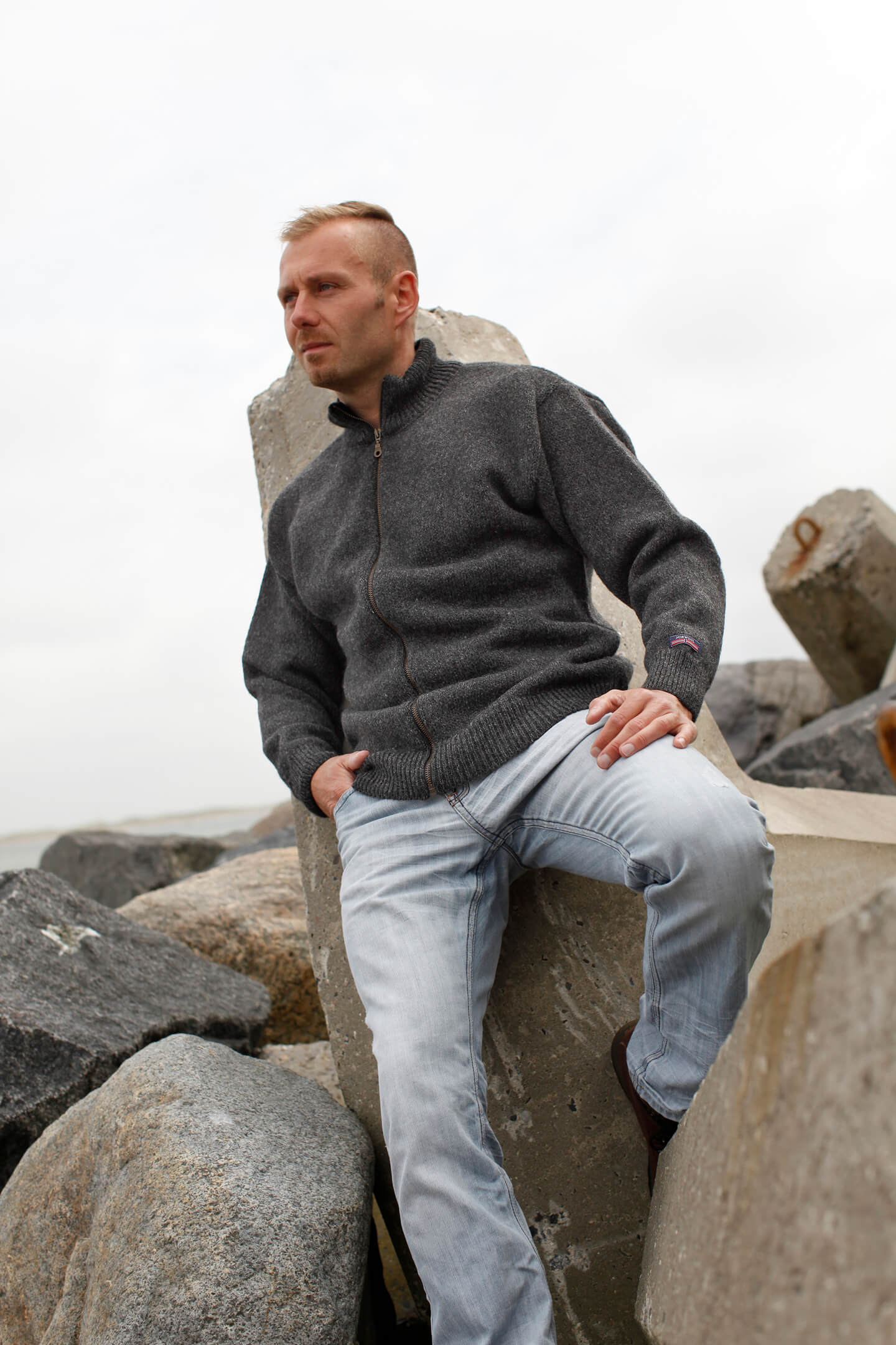 Classic Wool Cardigan of pure wool produced by norwegian Gjestal.