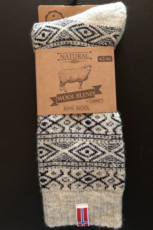 Warm winter socks in 80% wool